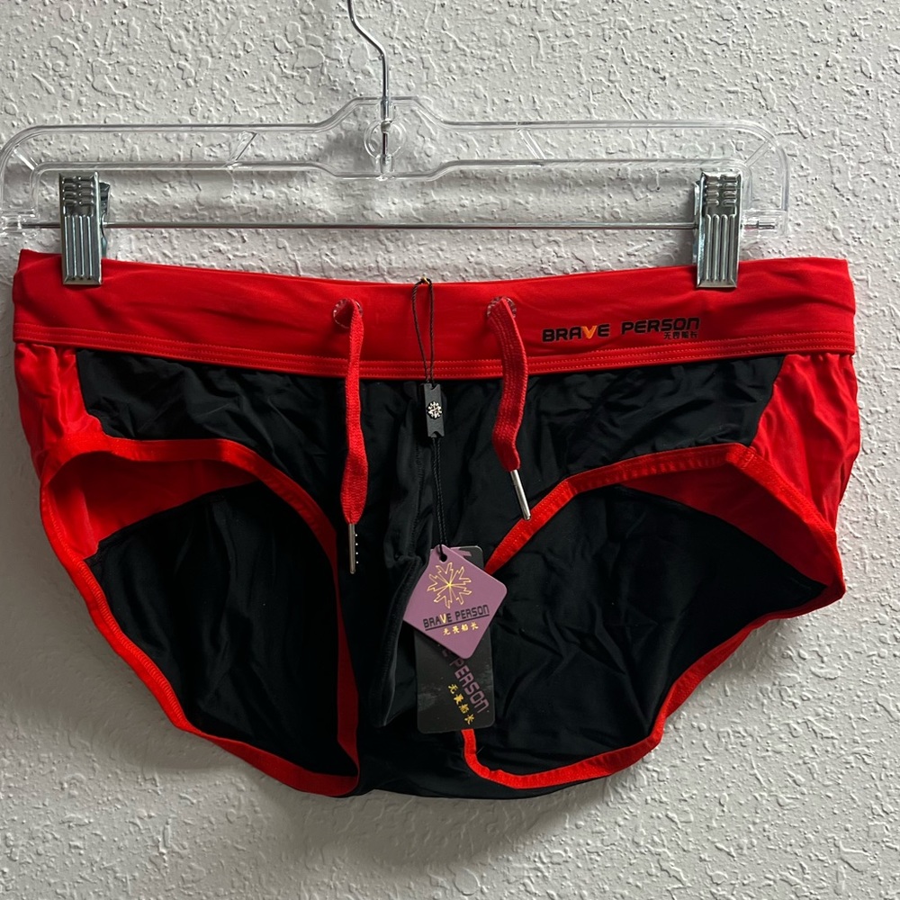 Red/black speedo